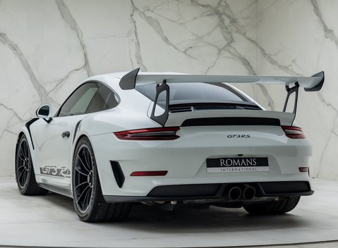 Porsche 911 GT3 RS (991.2) 10