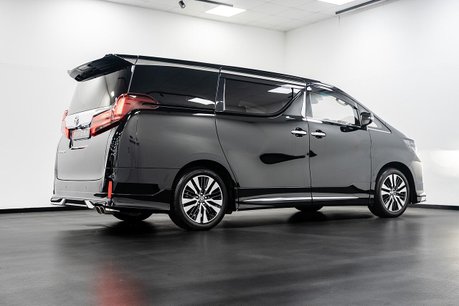 Toyota Alphard 2.5 MPV 2.5 SUV Automatic Petrol 17