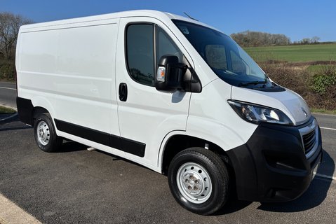 Peugeot Boxer 333 L1 H1 120 ps BlueHdi Professional - Sat Nav & Air Con 5