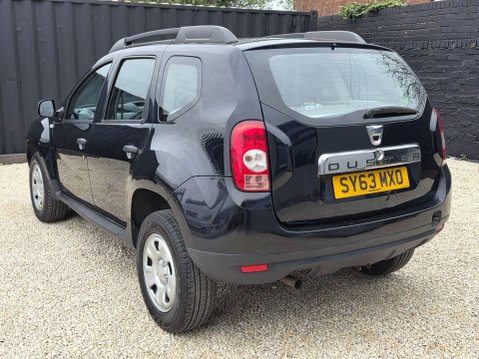 Dacia Duster 1.5 dCi Ambiance Euro 5 5dr 4