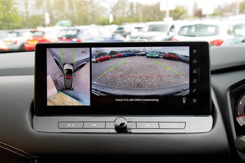 Nissan Qashqai DIG-T N-CONNECTA MHEV 31