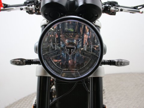 Triumph Speed Twin SPEED TWIN 22