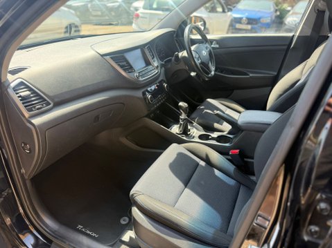 Hyundai TUCSON 1.6 GDi Blue Drive SE Nav SUV 5dr Petrol Manual Euro 6 22