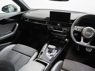 Audi A4 2.0 TFSI 40 Black Edition Estate 5dr Petrol S Tronic Euro 6 (s/s) (204 ps) 6