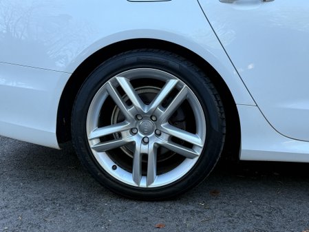 Audi A6 AVANT TDI S LINE 26