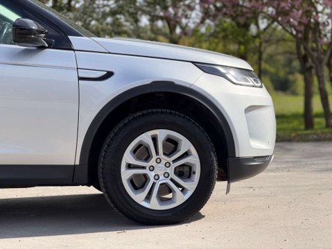 Land Rover Discovery Sport 2.0 Discovery Sport S D 4x2 5dr 24