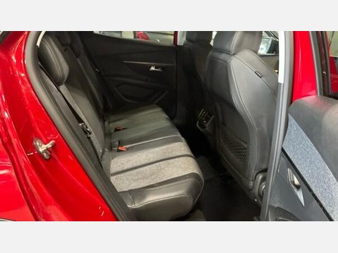 Peugeot 3008 1.2 PureTech Allure Euro 6 (s/s) 5dr 8