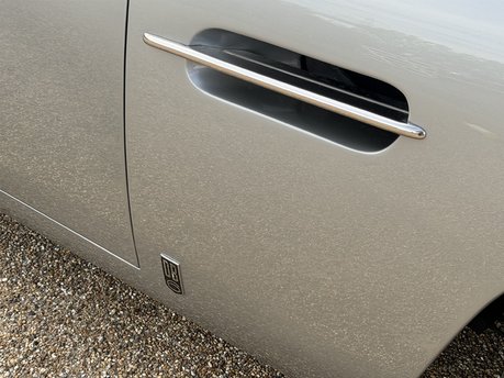 Aston Martin DB6 MANUAL 39