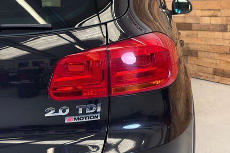 Volkswagen Tiguan 2.0 TDI BlueMotion Tech Match Edition SUV 5dr Diesel Manual 4WD Euro 6 (s/s 76