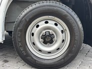 Peugeot Boxer 35 L3H2 Professional 140 ps Panel Van 27