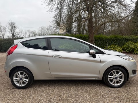 Ford Fiesta 1.25 Zetec Euro 6 3dr 7