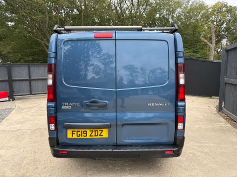 Renault Trafic 1.6 Trafic SL27 Sport Nav dCi 30