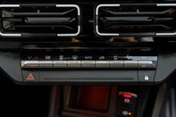 Renault 5 TECHNO E-TECH 32