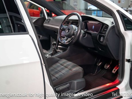 Volkswagen Golf 2.0 TSI GTI Performance Hatchback 5dr Petrol Manual Euro 6 (s/s) (245 ps) 9