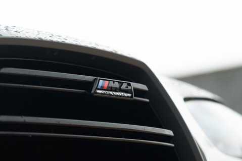 BMW M4 3.0 BiTurbo Competition Steptronic M xDrive Euro 6 (s/s) 2dr 29
