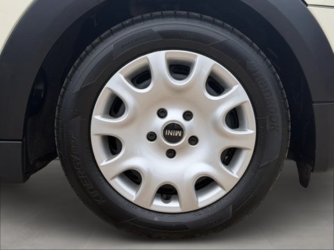 Mini Hatchback 1.5 One Classic II 3dr 12