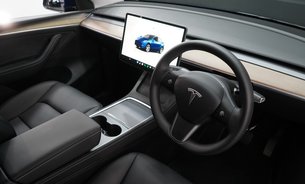 Tesla Model Y RWD Comfort Suspension One Owner Heated Steering Wheel and Seats VATQ 12