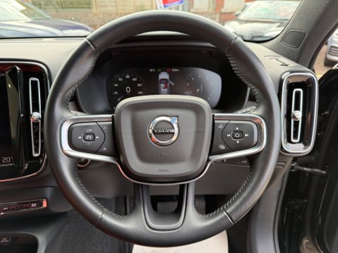 Volvo XC40 T3 INSCRIPTION 15