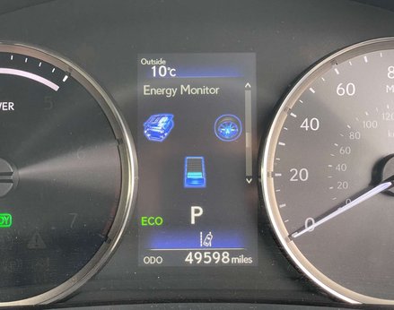 Lexus Is 2.5 IS 300h Advance CVT 4dr 26