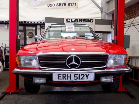 Mercedes-Benz R107 280 SL Sports 17