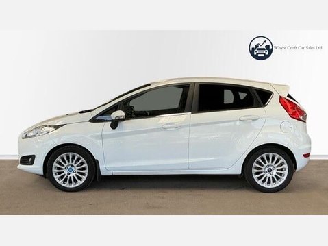 Ford Fiesta 1.0T EcoBoost Titanium Euro 5 (s/s) 5dr 3