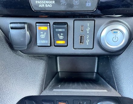 Nissan LEAF Leaf E + N-Connecta Electric, 60.9 kw/h battery, 239 mile range 5dr 49