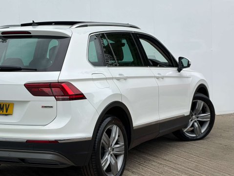Volkswagen Tiguan 2.0 Tiguan SEL TDI BlueMotion Technology 4Motion Semi-Auto 4WD 5dr 30