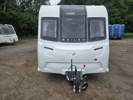 Bailey Phoenix 650  2