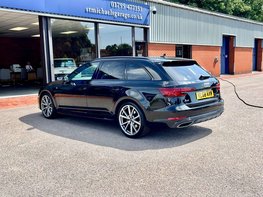 Audi A4 2.0 A4 Black Edition 40 TDI Semi-Auto 5dr 9