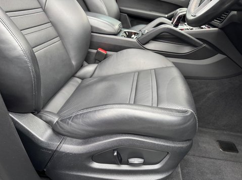 Porsche Cayenne V6 PLATINUM EDITION 71