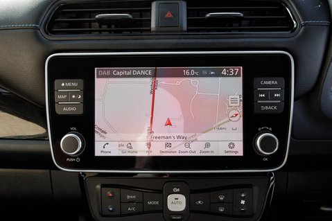 Nissan LEAF TEKNA 29