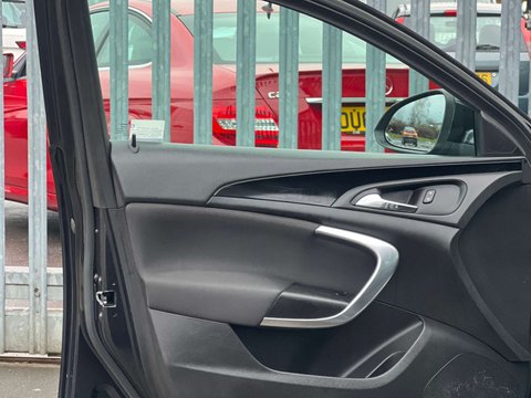 Vauxhall Insignia 1.6 Insignia SRI Nav CDTI Auto 5dr 37