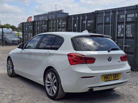 2017 BMW 1 Series thumbnail 16