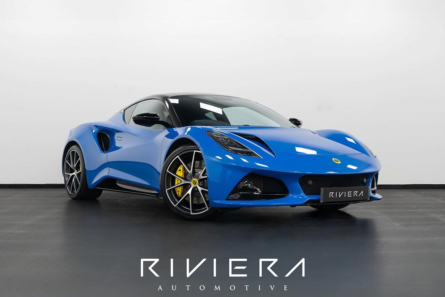 Lotus Emira 2023