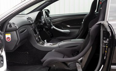 Mercedes-Benz CLK AMG Black Series 14