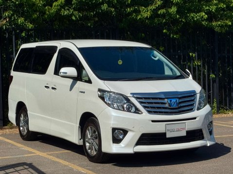 Toyota Alphard Hybrid 25