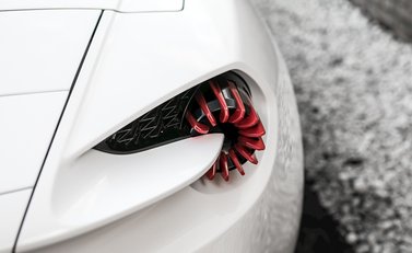 Aston Martin Zagato Vanquish Volante 28