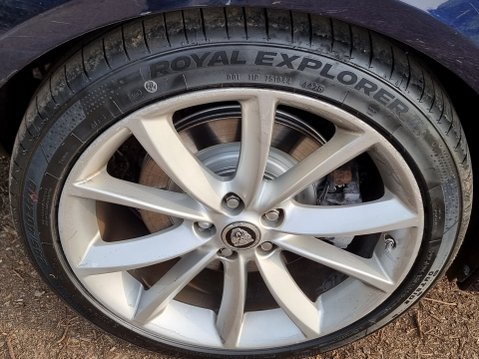 Jaguar XF D PORTFOLIO 14