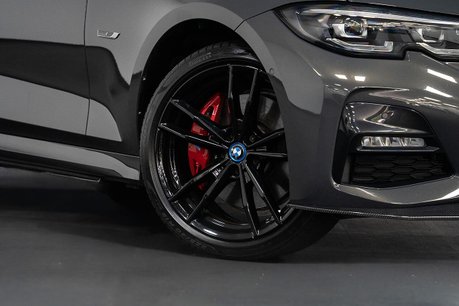 BMW 3 Series 2.0 330e 12kWh M Sport Pro Edition Saloon 4dr Petrol Plug-in Hybrid Auto xD 31
