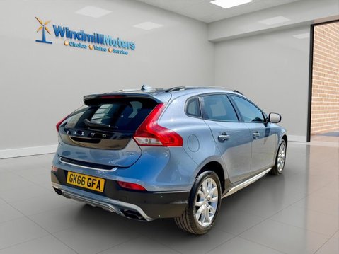 Volvo V40 1.5 T3 Pro Auto Euro 6 (s/s) 5dr 10