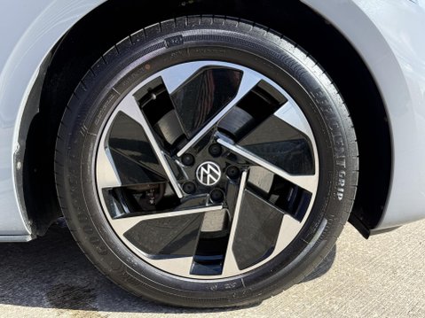 Volkswagen ID.3 Pro Performance 58kWh Business Hatchback 5dr Electric Auto (204 ps) 14