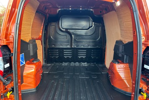 Ford Transit Courier Sport 1.0 Ecoboost - Sat Nav / Rear Camera 14