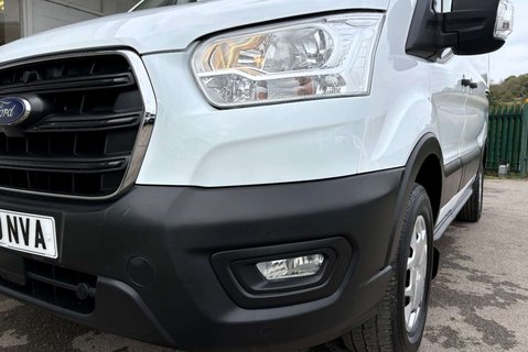 Ford Transit 350 L2 H2 Trend 130 ps Panel Van - Sat Nav 20