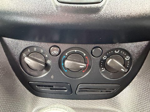Ford Transit Connect 1.5 TDCi 210 Panel Van 5dr Diesel Manual L2 H1 (119 g/km, 118 bhp) 24