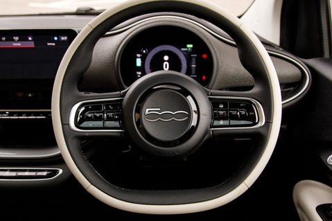 Fiat 500e LA PRIMA 22