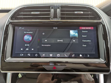 Jaguar XE 2.0 XE R-Dynamic S Auto 4dr 61