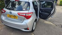 Toyota Yaris 1.5 VVT-h Icon Tech E-CVT Euro 6 (s/s) 5dr 56