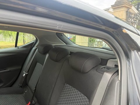 Vauxhall Astra 1.0i Turbo ecoFLEX Design Hatchback 5dr Petrol Manual Euro 6 (s/s) (105 ps) 20