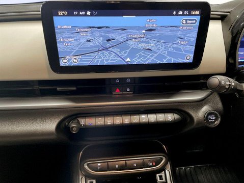 Fiat 600e 54kWh La Prima SUV 5dr Electric Auto (156 ps) Sat Nav 18