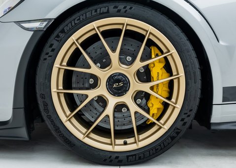 Porsche 911 GT3 RS Weissach (991.2) 